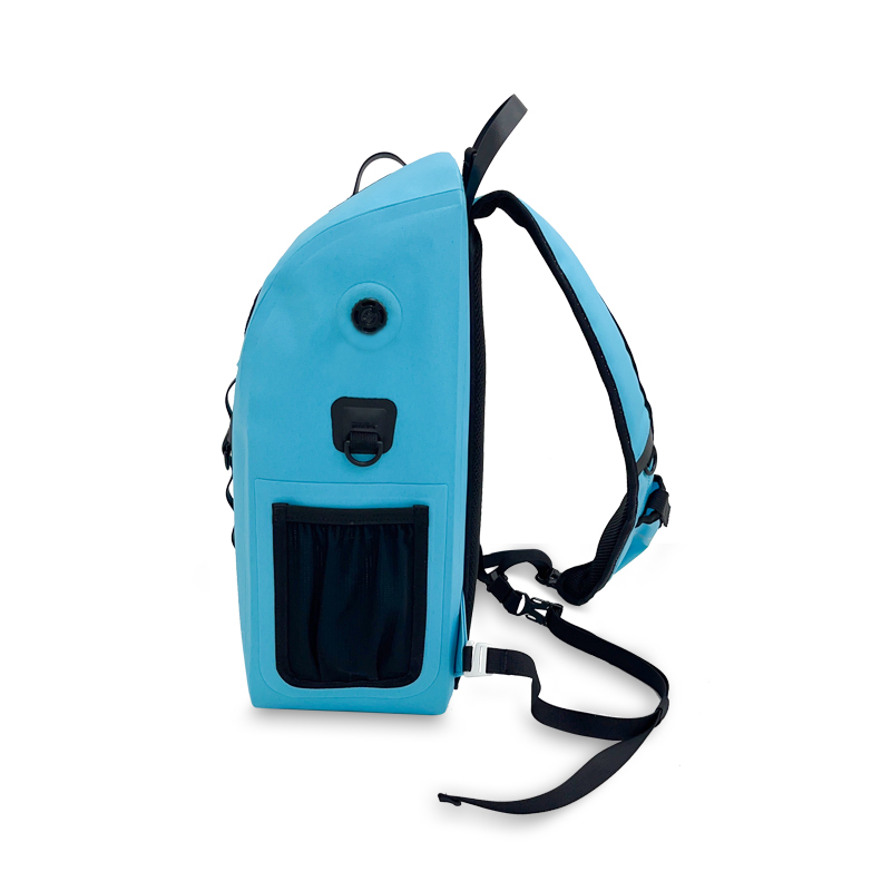 side ladder lash straps and D-ring on waterproof sling bag