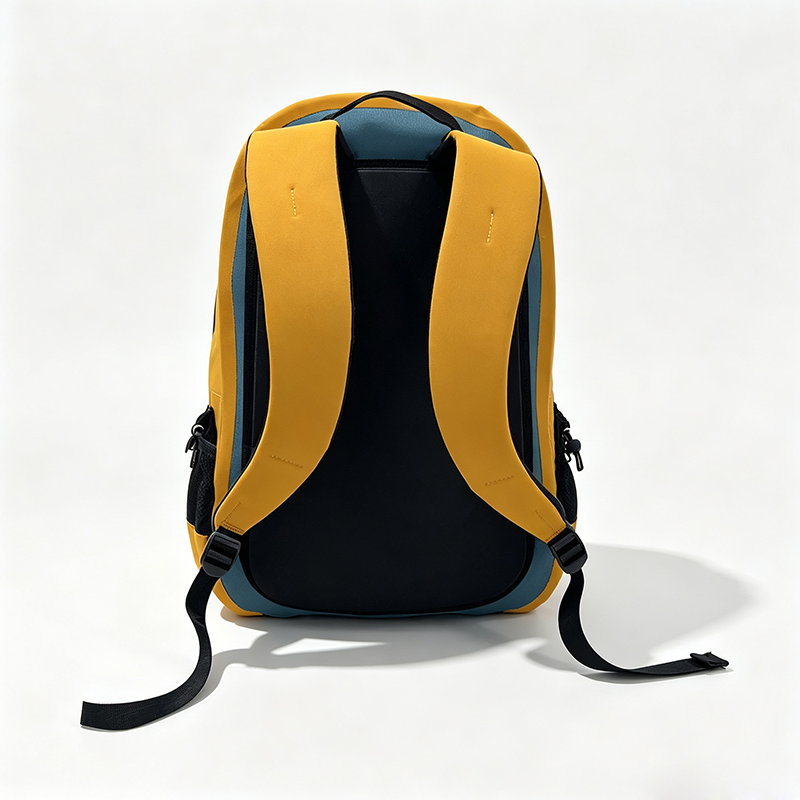 Back panel and S-curve padded shoulder straps of the Sealock SL-E071 backpack